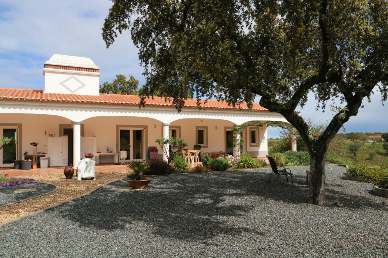 Monte Novo Da Sobreira, Rust En Ruimte In Zuid Alentejo Lägenhet Ourique Exteriör bild